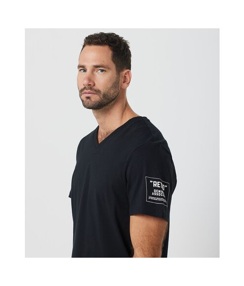 IGORA V-NECK T-SHIRT, BLACK